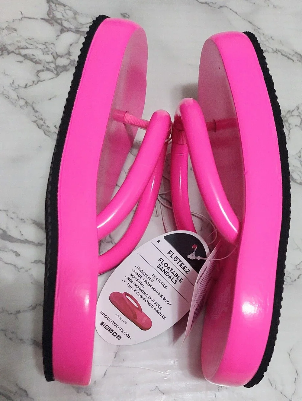 NWT Frogg Toggs Floateez Pool Float Pink Flip Flops, Size 6